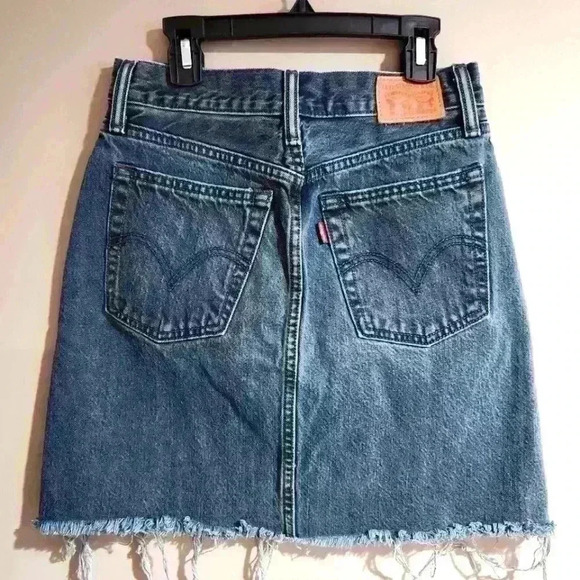 Levi's Denim skirt size 24 blue - Picture 1 of 4